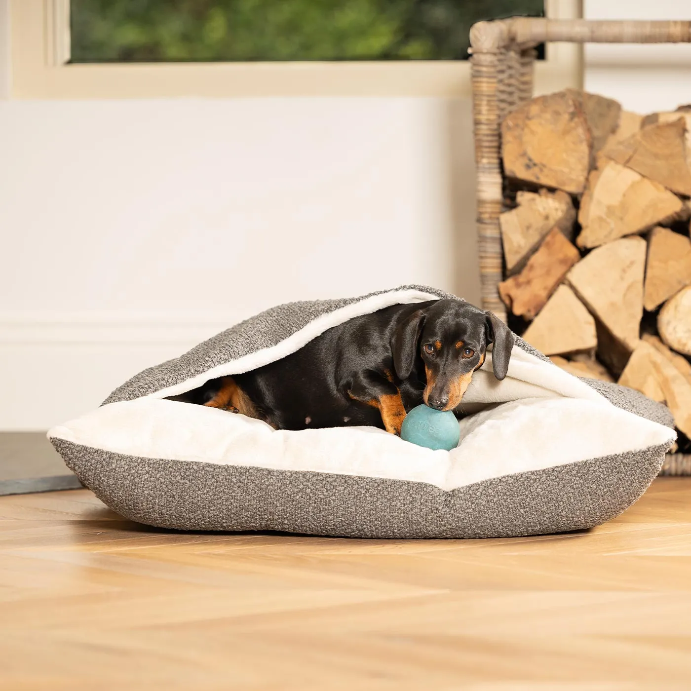 Sleepy Burrows Bed With Removable Cover in Granite Bouclé by Lords & Labradors